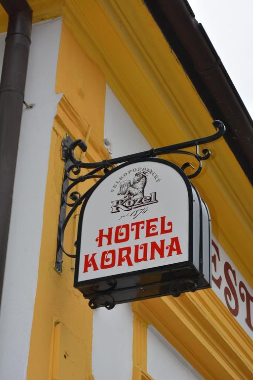 Hotel Koruna Karlstejn Bagian luar foto